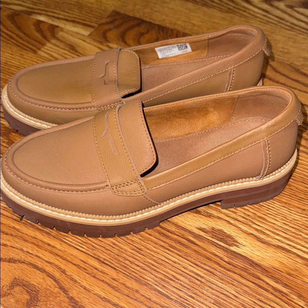 Toms Women's Tan Leather Lug-Sole Loafers - Picture 3 of 5